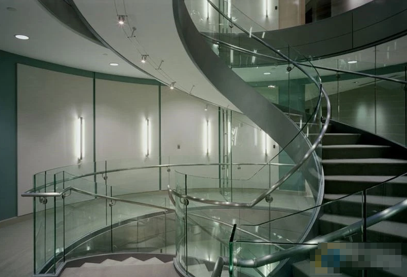 Moisture removal for glass
